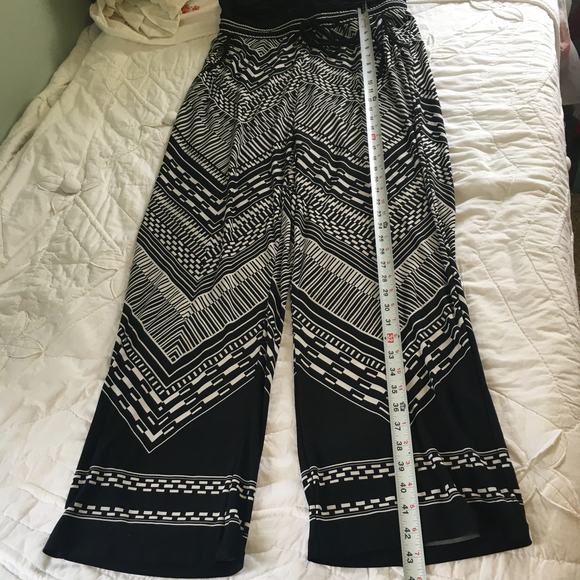 Calvin Klein PLUS 14 black and white JUMPSUIT tank top flowing bottom - Picture 11 of 14